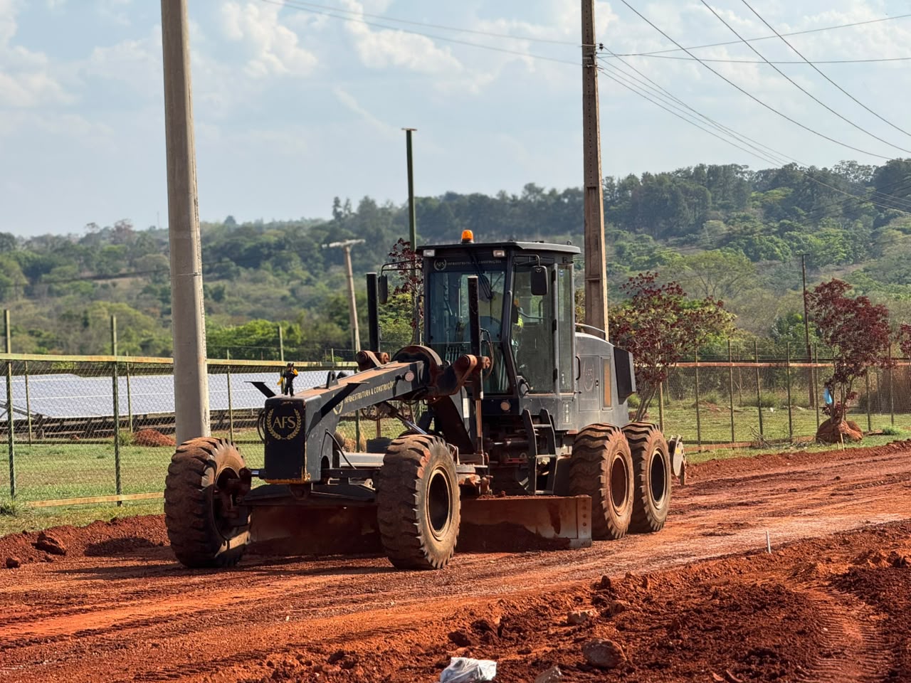Seinfra avança na duplicação da Avenida Anápolis na região do Jardins Parma em Senador Canedo