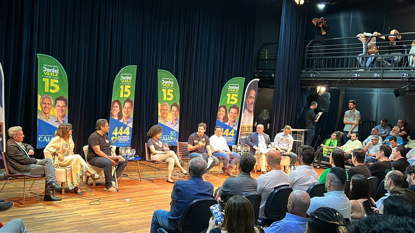 Daniel Vilela se reúne com representantes do setor cultural em Goiânia