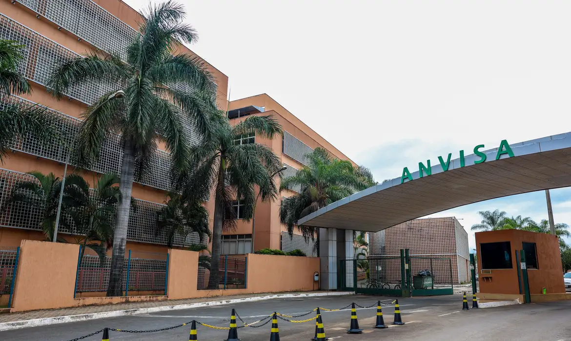 Anvisa acompanha relatos de perda de visão associada a medicamentos emagrecedores