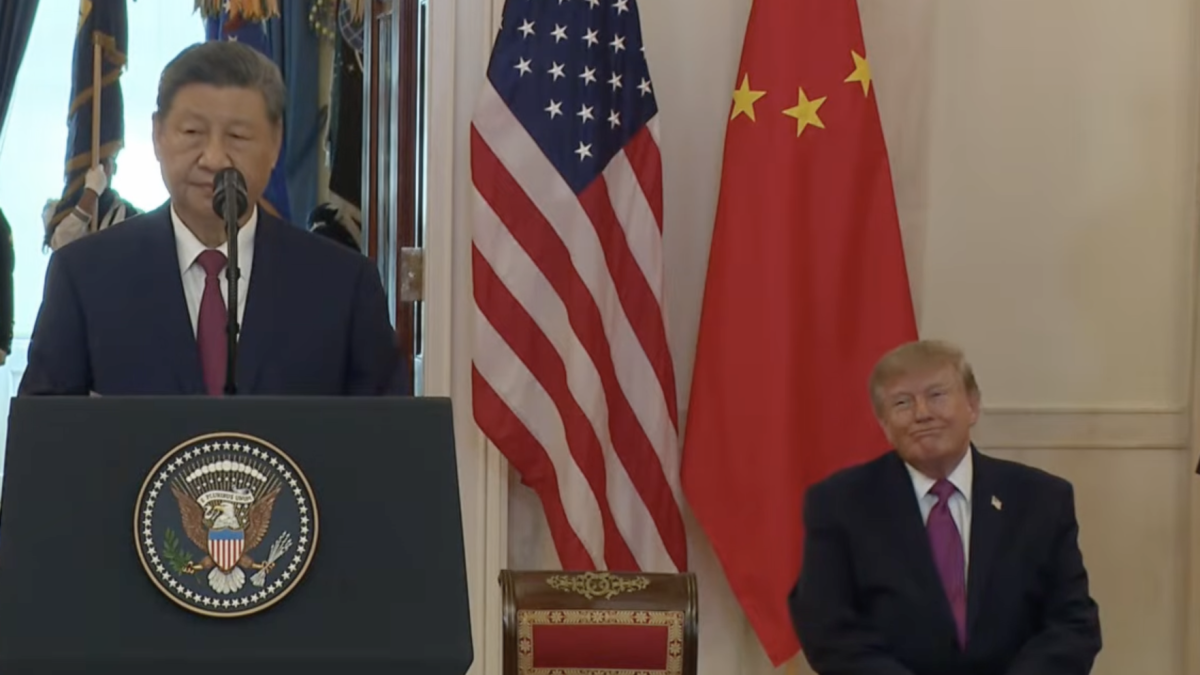 Na Casa Branca, Xi pede cooperação a Trump em Ia e comércio