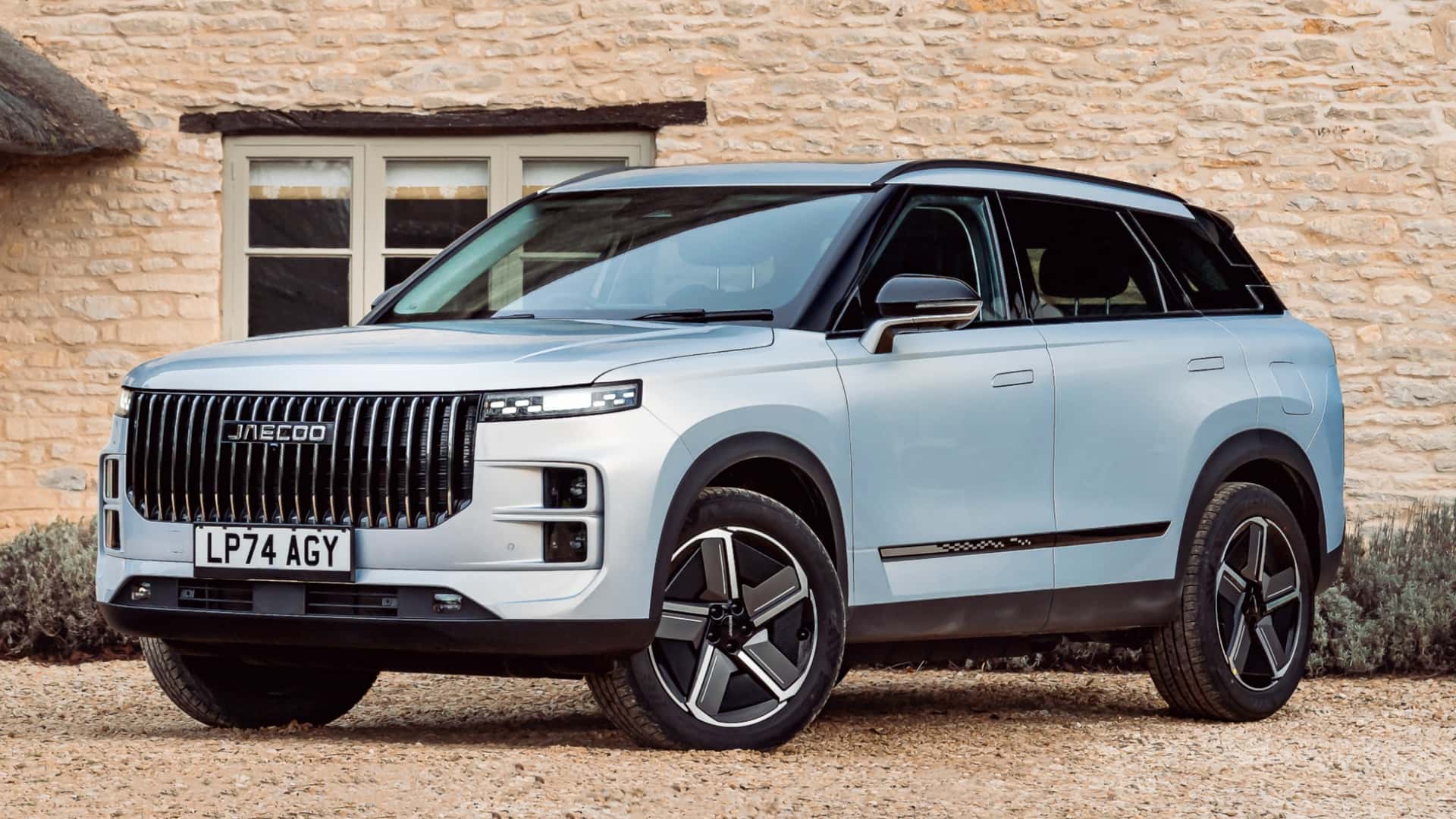 Jaecoo coloca dois SUVs entre os carros mais vendidos do Reino Unido