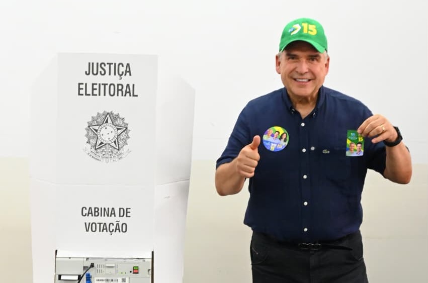 Mabel vota em Goiânia e defende campanhas mais próximas da população