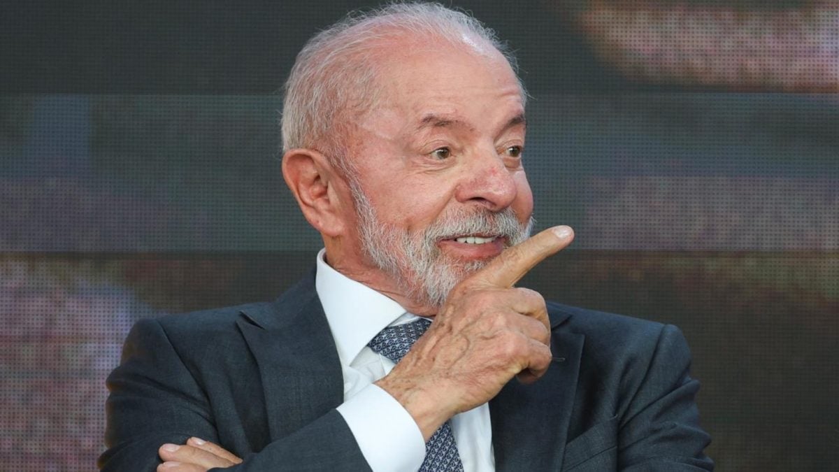 Lula lança cartas para dialogar com evangélicos e católicos em busca de apoio