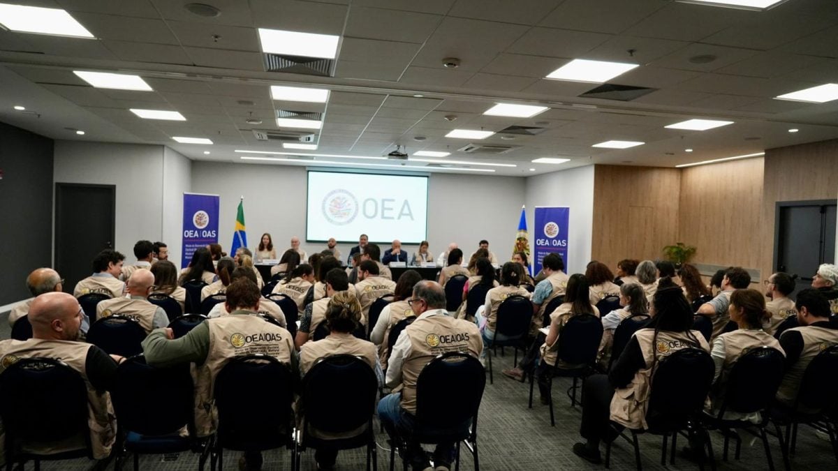 Oea elogia organização das eleições no Brasil, mas emite alerta contra desinformação