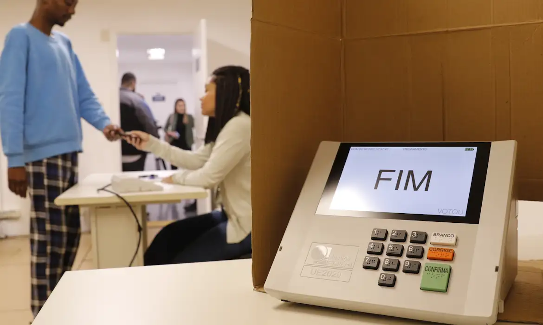 Justiça determina que fábrica em MG se retrate sobre assédio eleitoral
