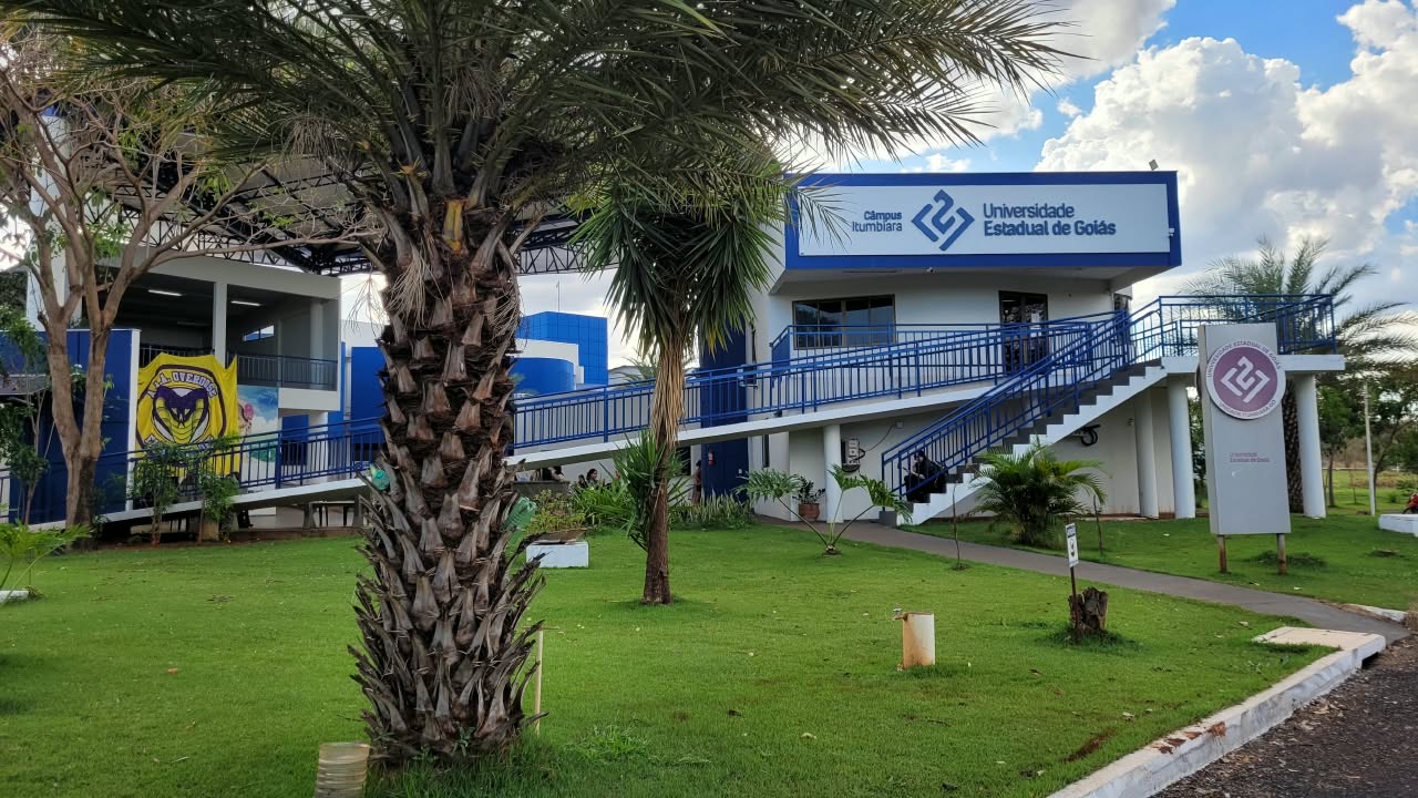 Domingo de decisão: Ueg aplica provas do Vestibular 2027/1 para mais de 15 mil candidatos em Goiás