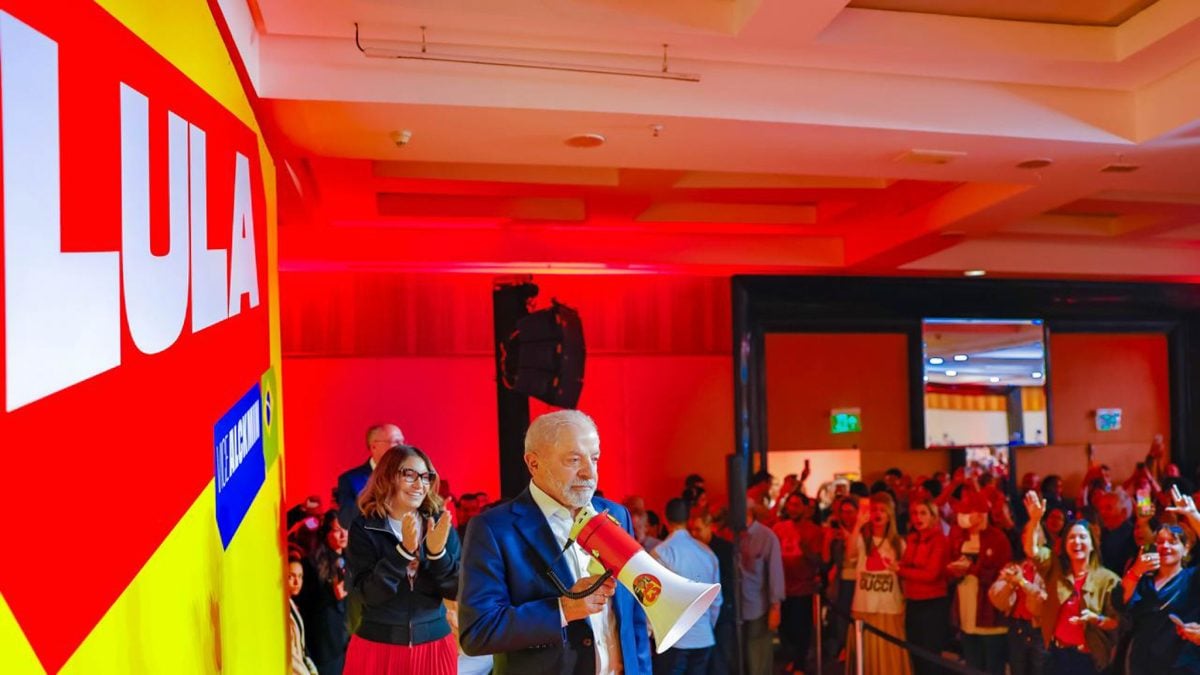 Campanha de Lula reclama de tratamento desigual da Meta a observadores internacionais