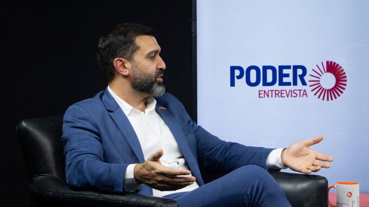 Novo atribui desempenho de Zema a "voto útil" em Flávio Bolsonaro