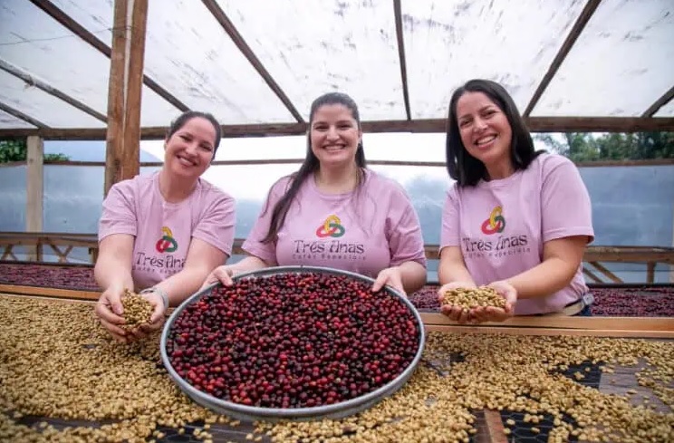 Irmãs capixabas levam o Café Três Anas da tradição familiar às páginas da Forbes