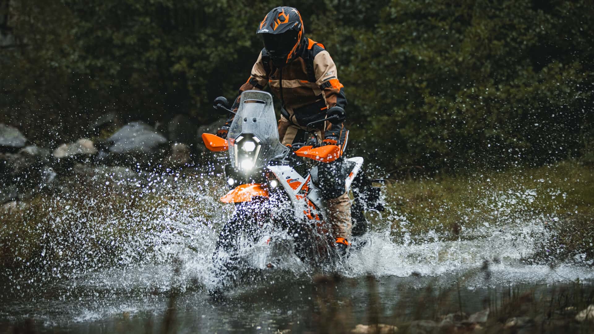 Ktm desmente rumores de transferência de produção para a Índia após aquisição pela Bajaj