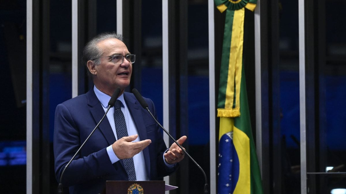 Derrota eleitoral tira Renan Calheiros do Senado após 32 anos de mandato