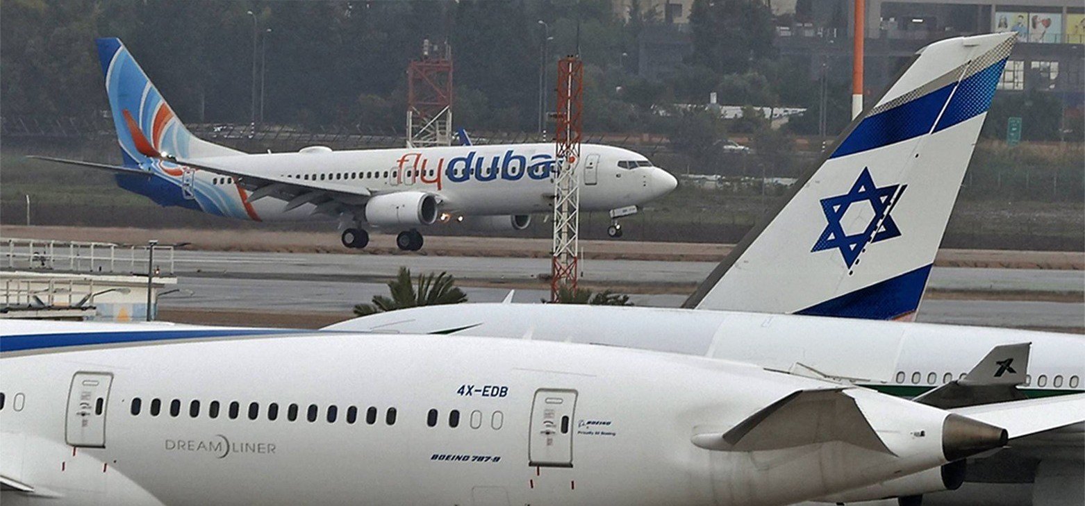 Voo da FlyDubai faz pouso de emergência após incidente grave na cabine