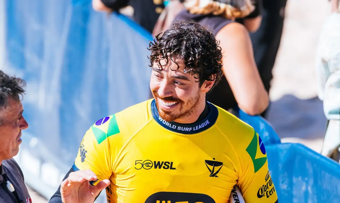 Surfe brasileiro avança forte em Peniche com Yago Dora, Ítalo Ferreira e Gabriel Medina nas quartas