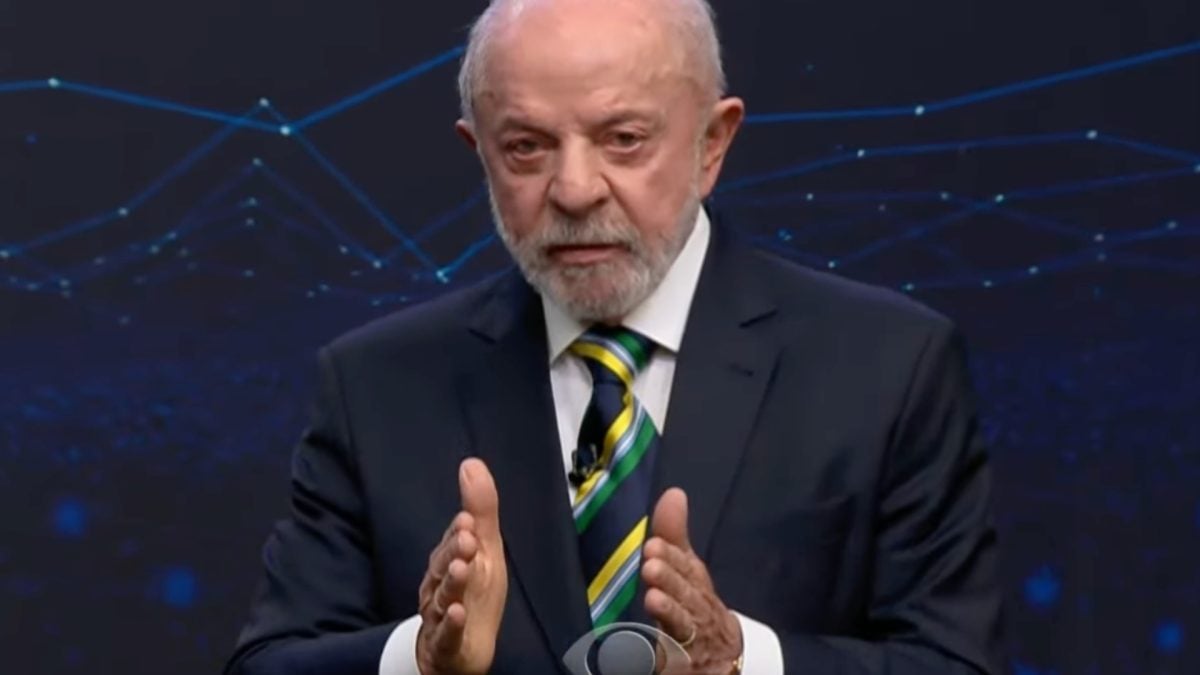 Em debate, Lula declara ser 'melhor que Flávio' e provoca Jair Bolsonaro