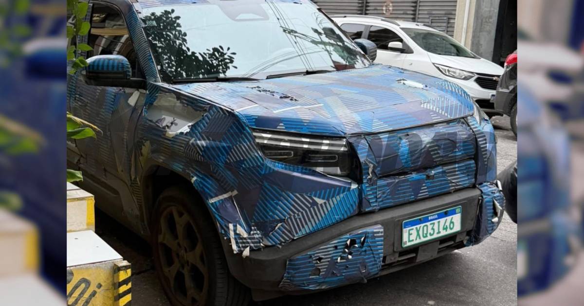 Byd Denza B3 é flagrado em testes no Brasil; elétrico 4x4 de 510 cv chega em 2026