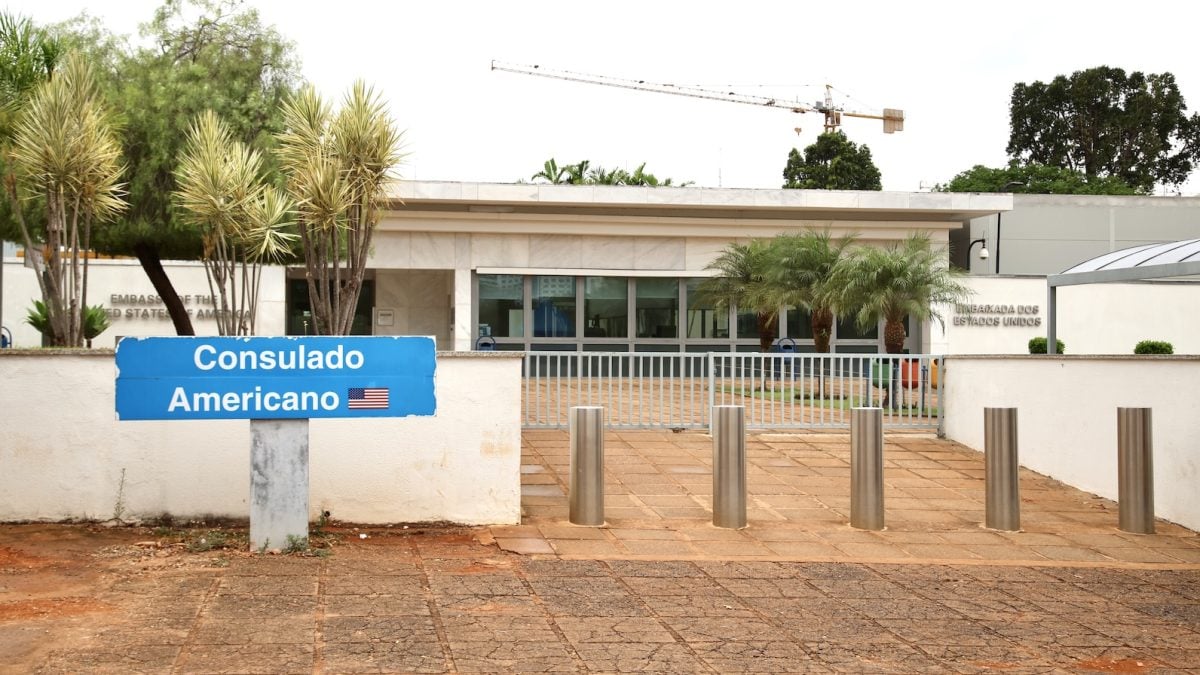Governo Lula agiu antes de suspensão de serviços na Embaixada dos EUA e monitora riscos