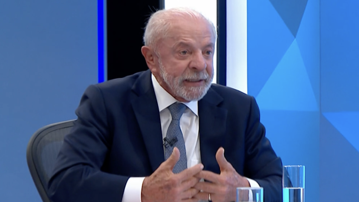 Lula associa Márcio Canella a Flávio Bolsonaro em sabatina