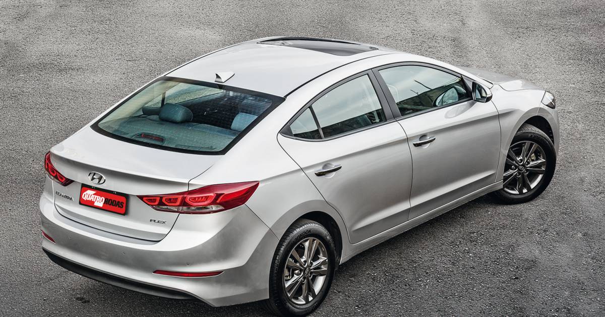 Carros médios usados com preço de compactos: a oportunidade que você esperava