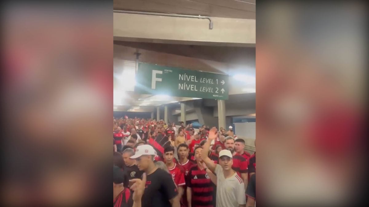 Torcedores do Flamengo hostilizam presidente Lula após clássico no Maracanã
