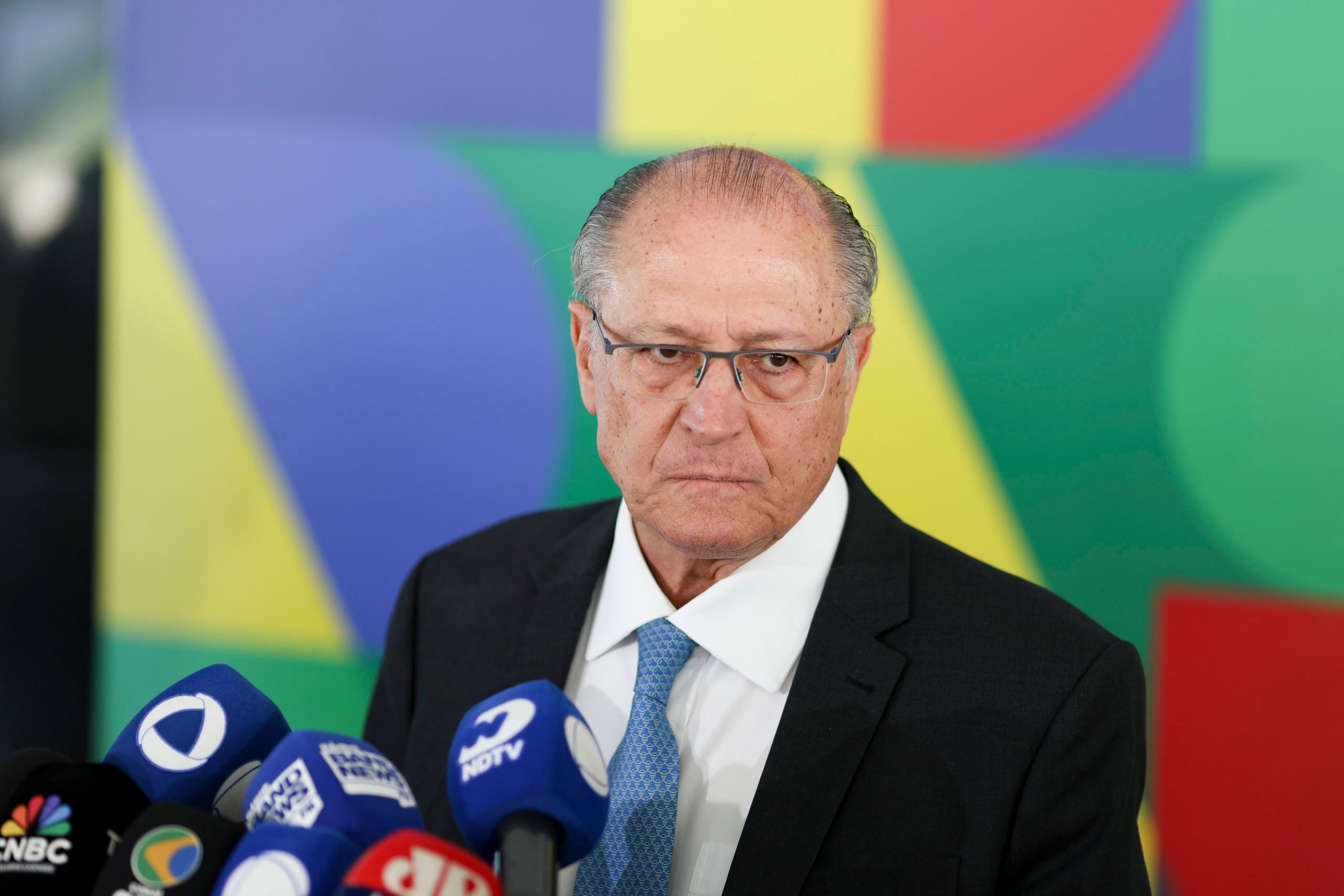 Alckmin defende investigação sobre Vorcaro e filme de Lula, mas aponta falta de provas