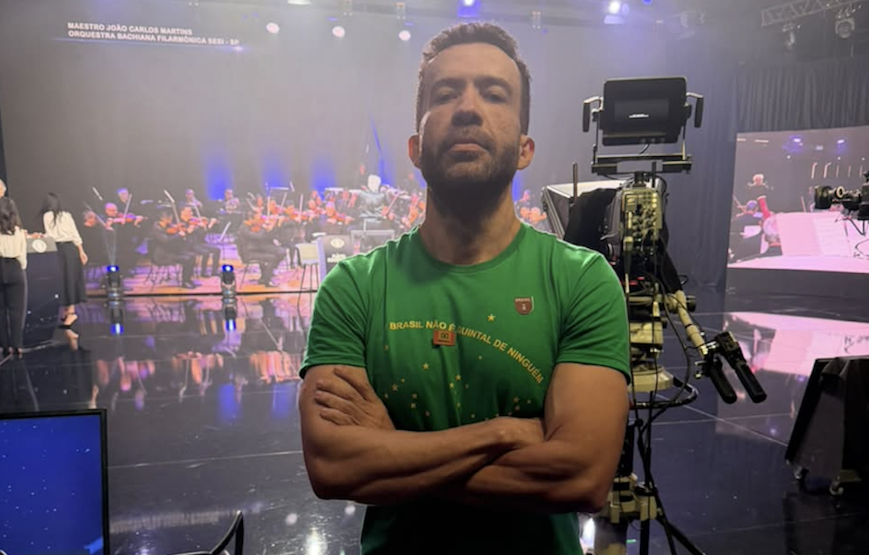 Janones posta foto em debate e declara: “General chegou”